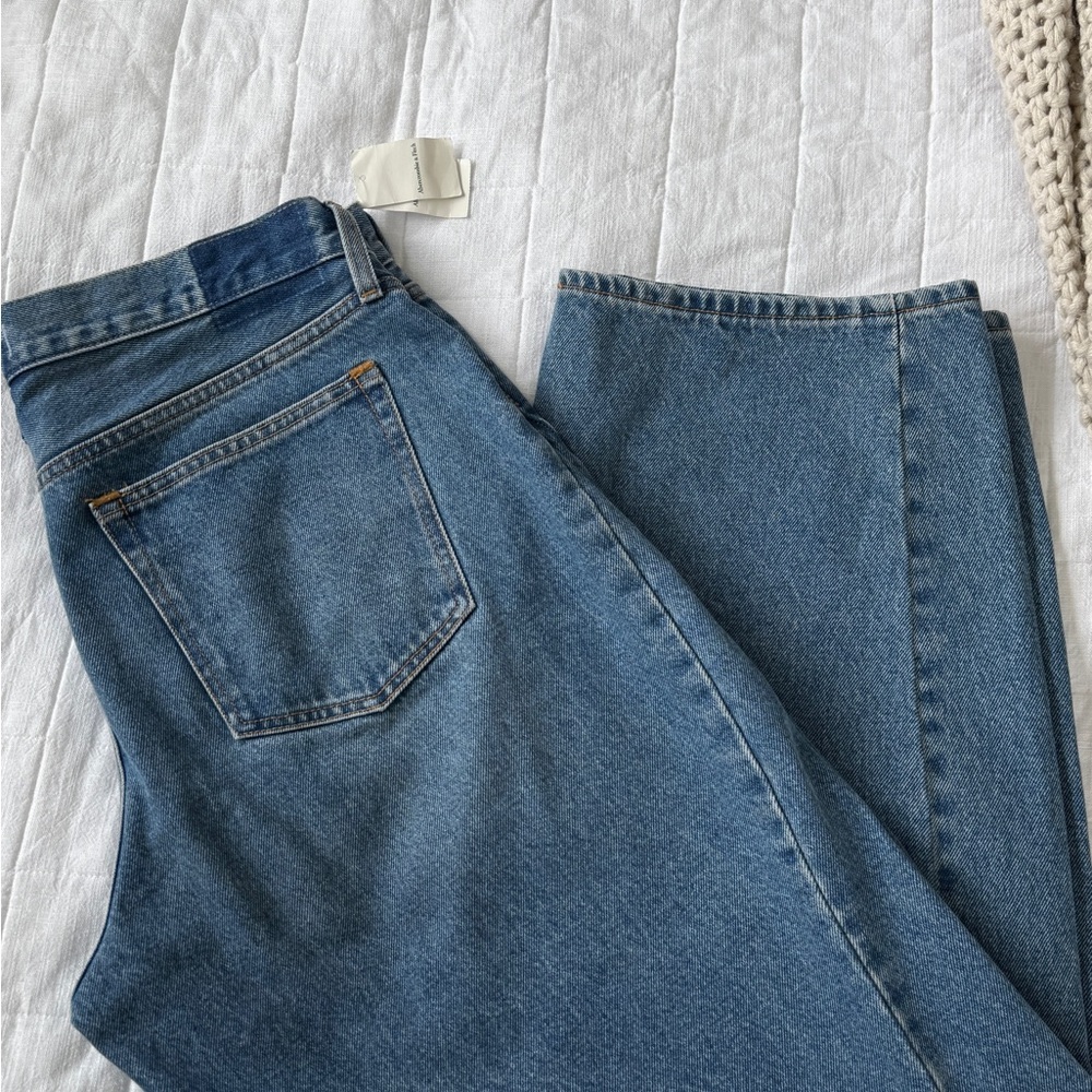 Abercrombie and fitch barrel jeans